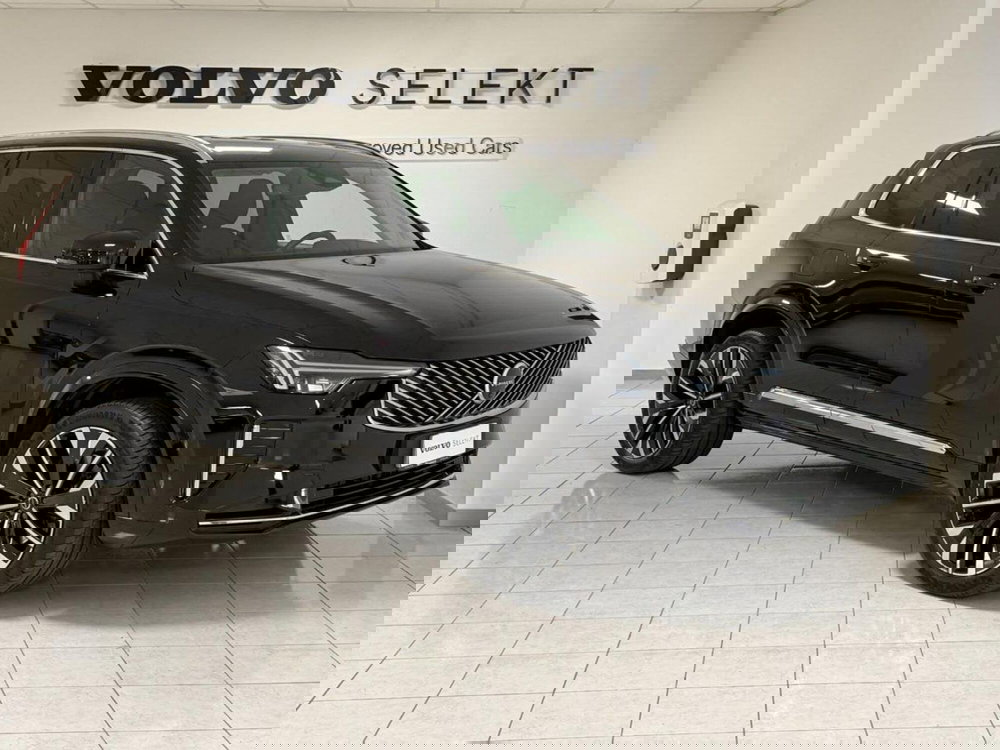 Volvo XC90 usata a Como (2)