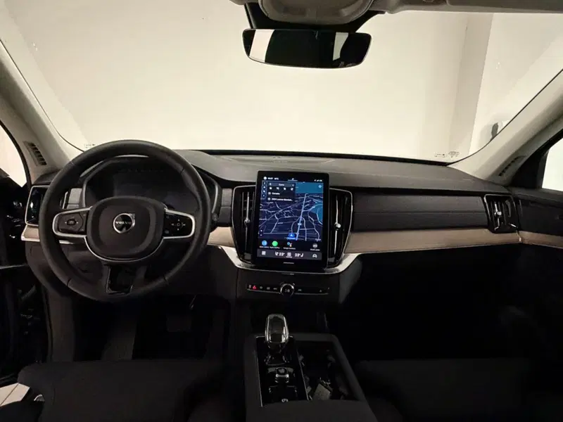 Volvo XC90 usata a Como (5)