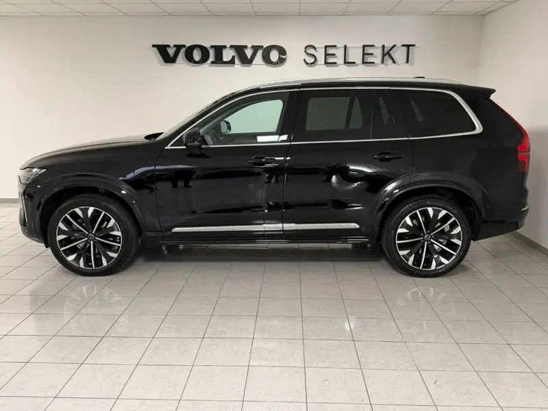 Volvo XC90 usata a Como (9)