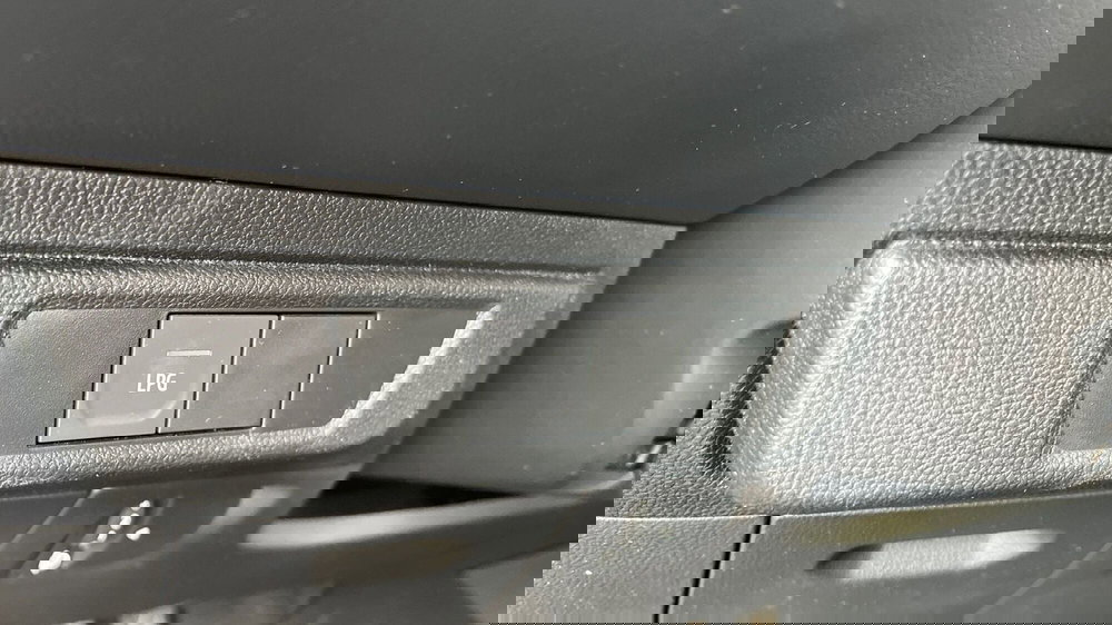 Dacia Sandero usata a Parma (13)