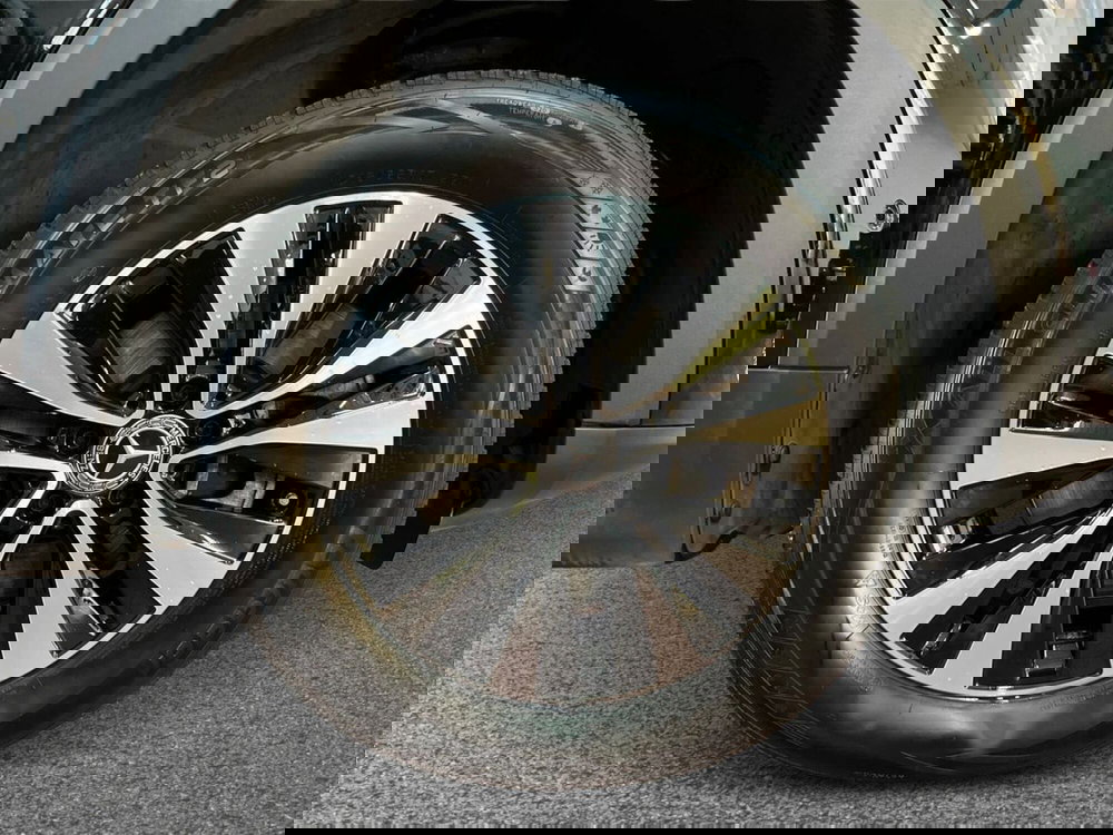 Mercedes-Benz GLB usata a Bari (6)