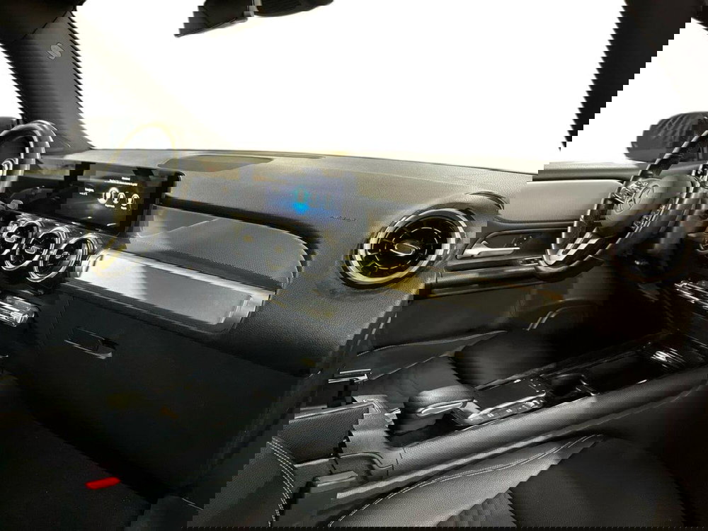 Mercedes-Benz GLB usata a Bari (9)