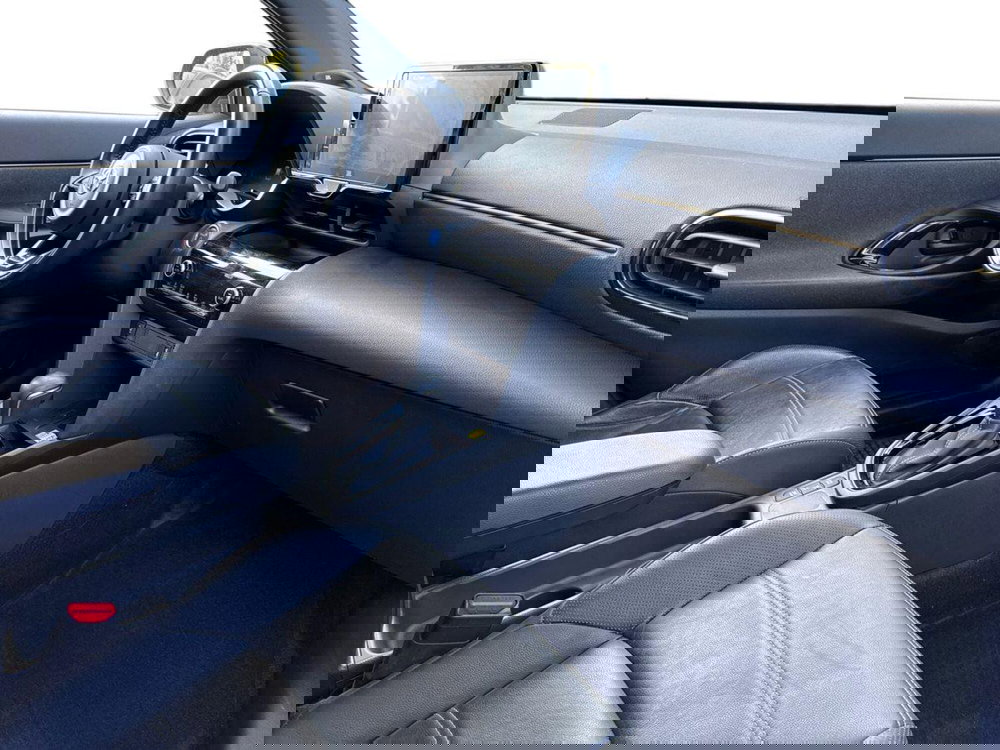 Toyota Yaris Cross usata a Bari (9)