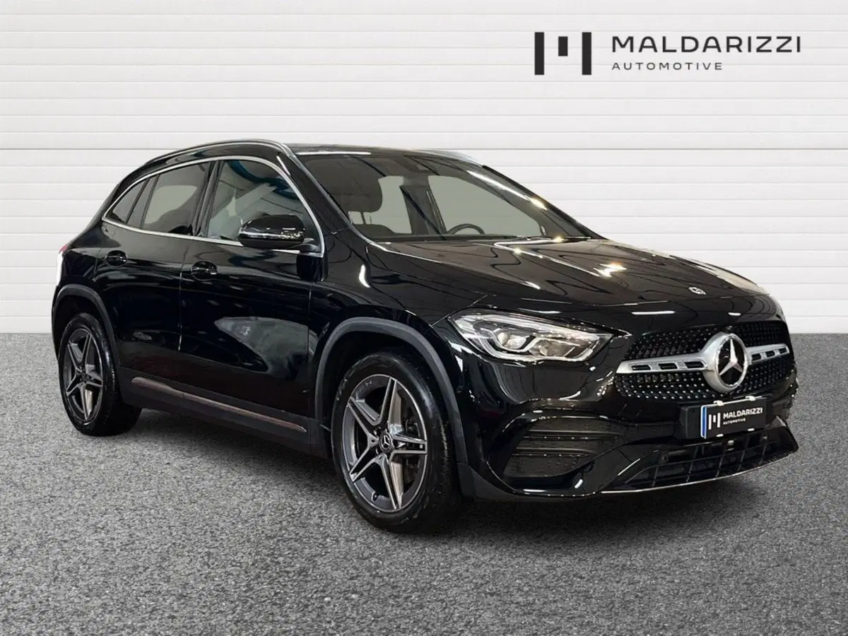 Mercedes-Benz GLA SUV usata a Bari