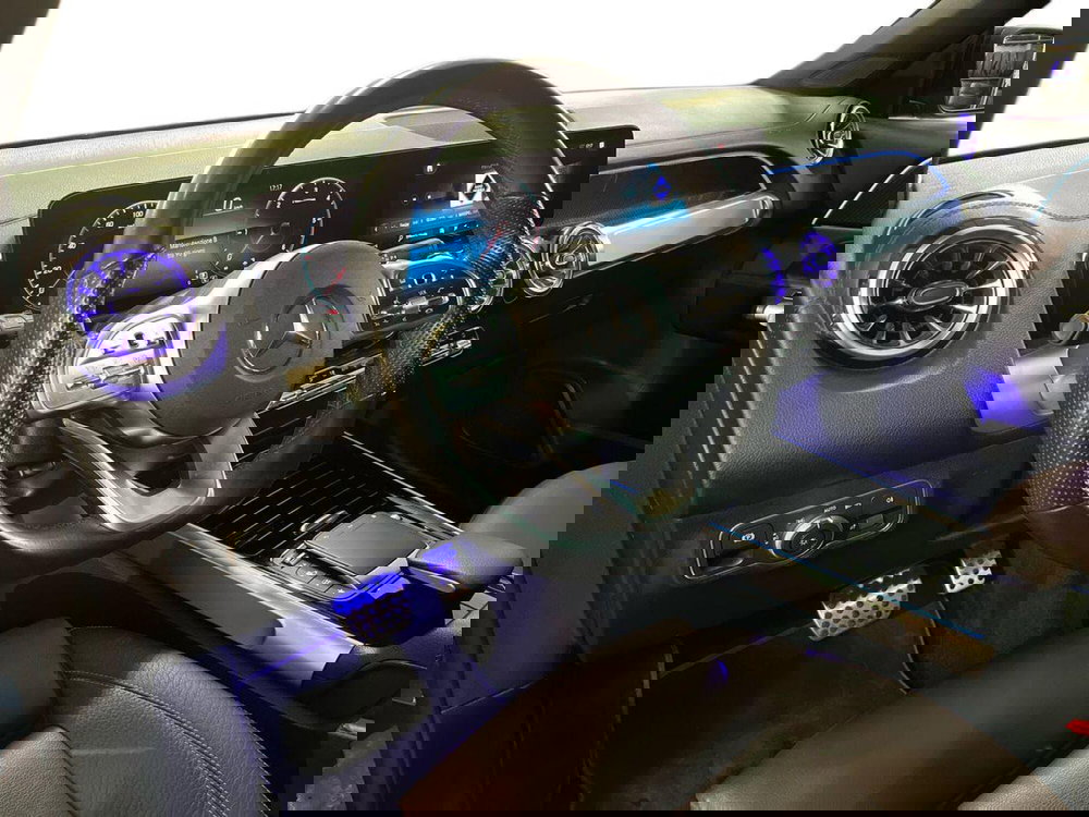 Mercedes-Benz GLB usata a Bari (8)