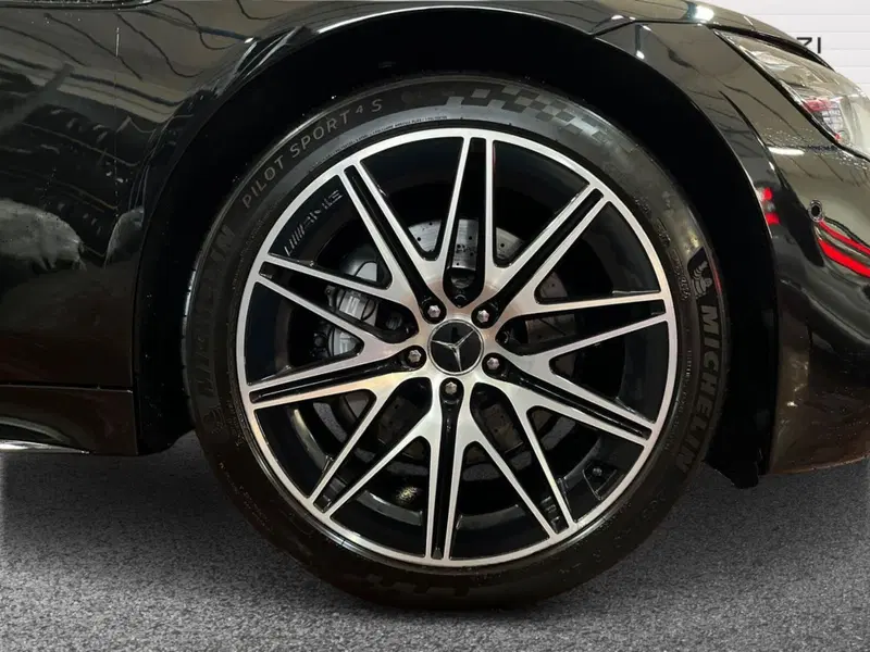Mercedes-Benz AMG GT Coupé 4 usata a Bari (6)