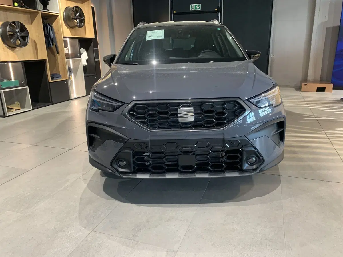 SEAT Arona nuova a Ferrara (2)