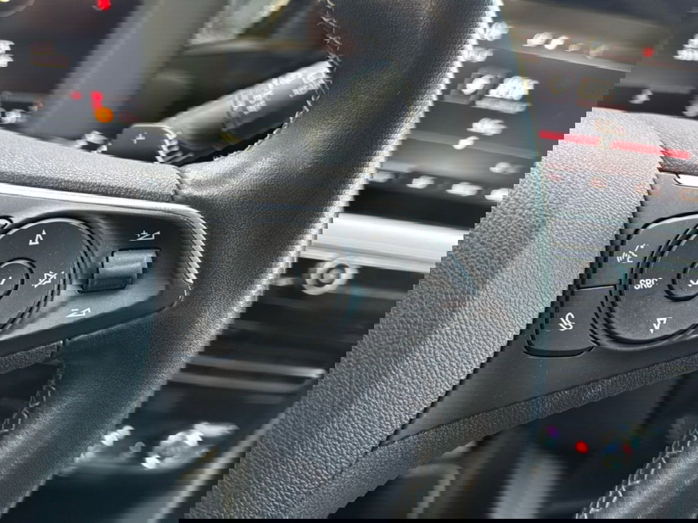 Opel Mokka usata a Ferrara (18)