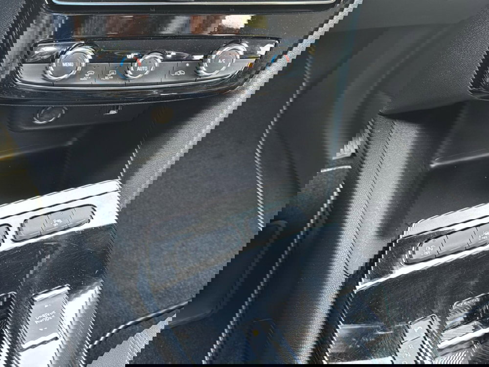 Opel Mokka usata a Ferrara (19)