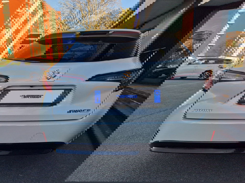 Suzuki Swace usata a Milano (3)