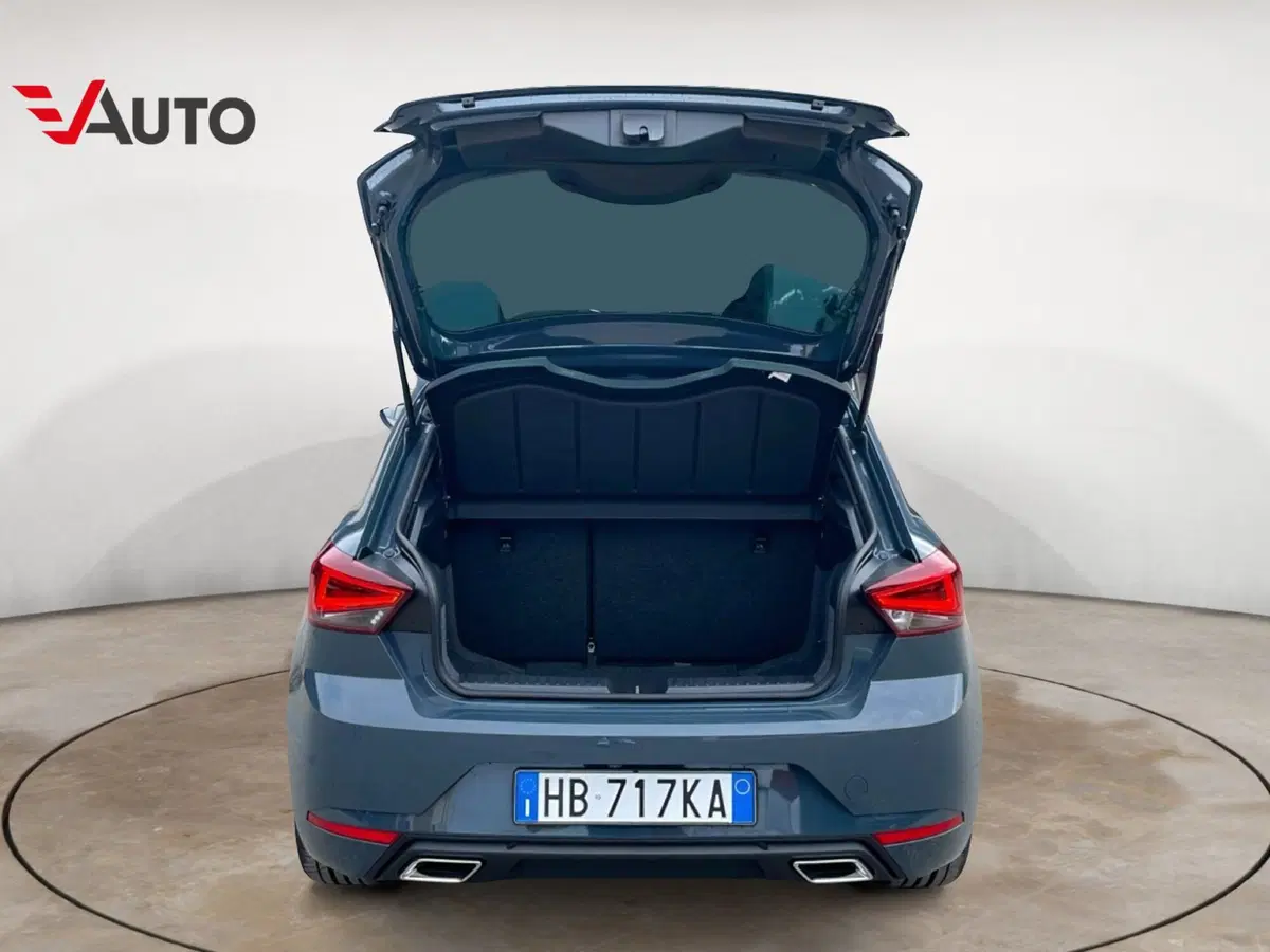 SEAT Ibiza nuova a Biella (10)