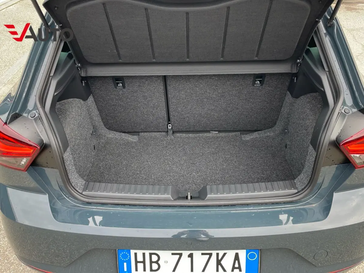 SEAT Ibiza nuova a Biella (11)