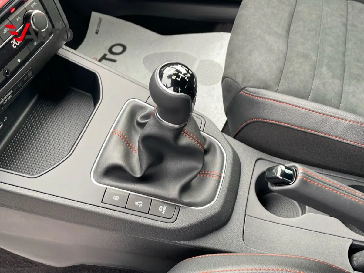 SEAT Ibiza nuova a Biella (13)
