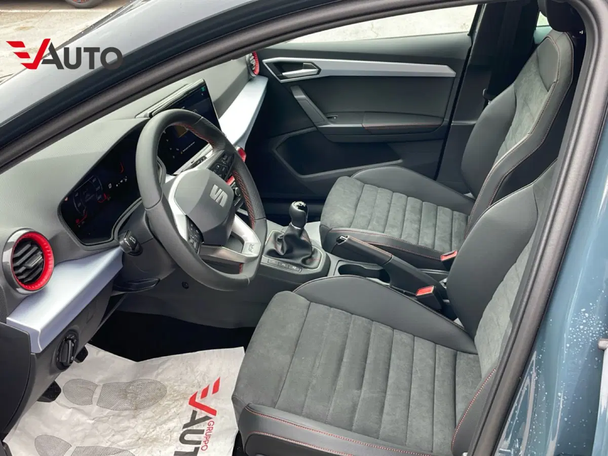 SEAT Ibiza nuova a Biella (16)