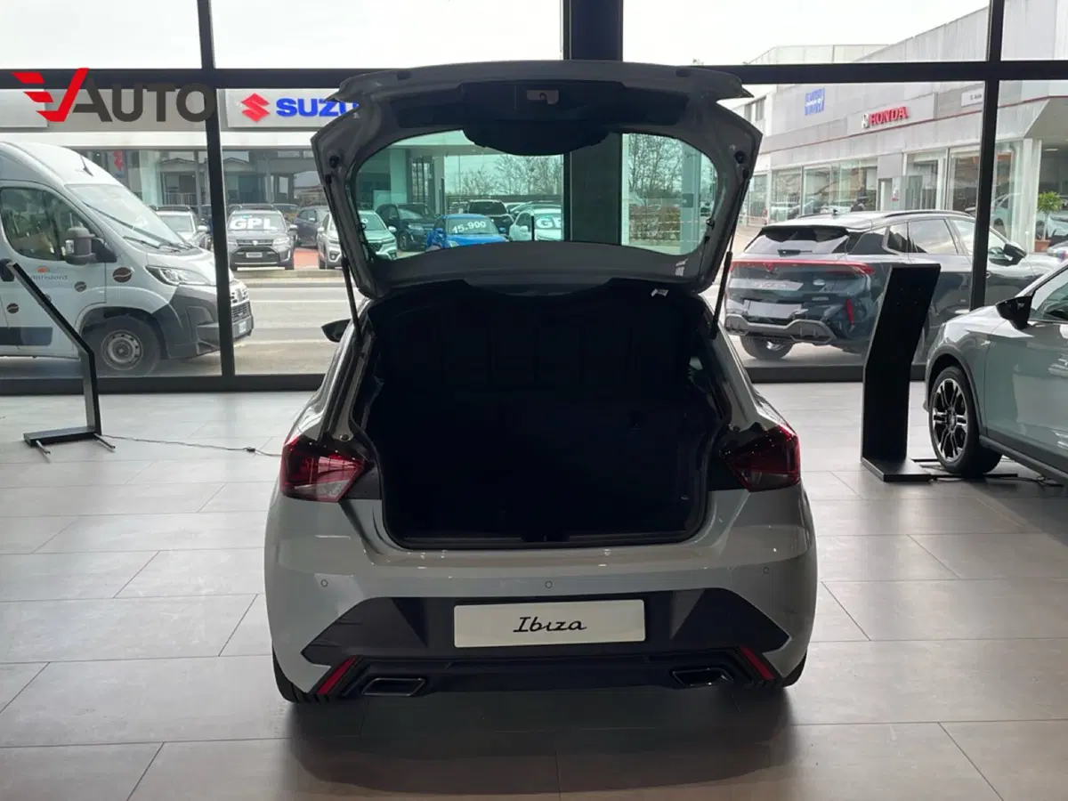 SEAT Ibiza nuova a Vercelli (10)