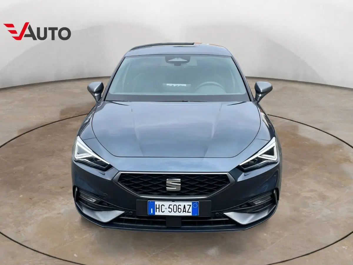 SEAT Leon ST nuova a Aosta (2)