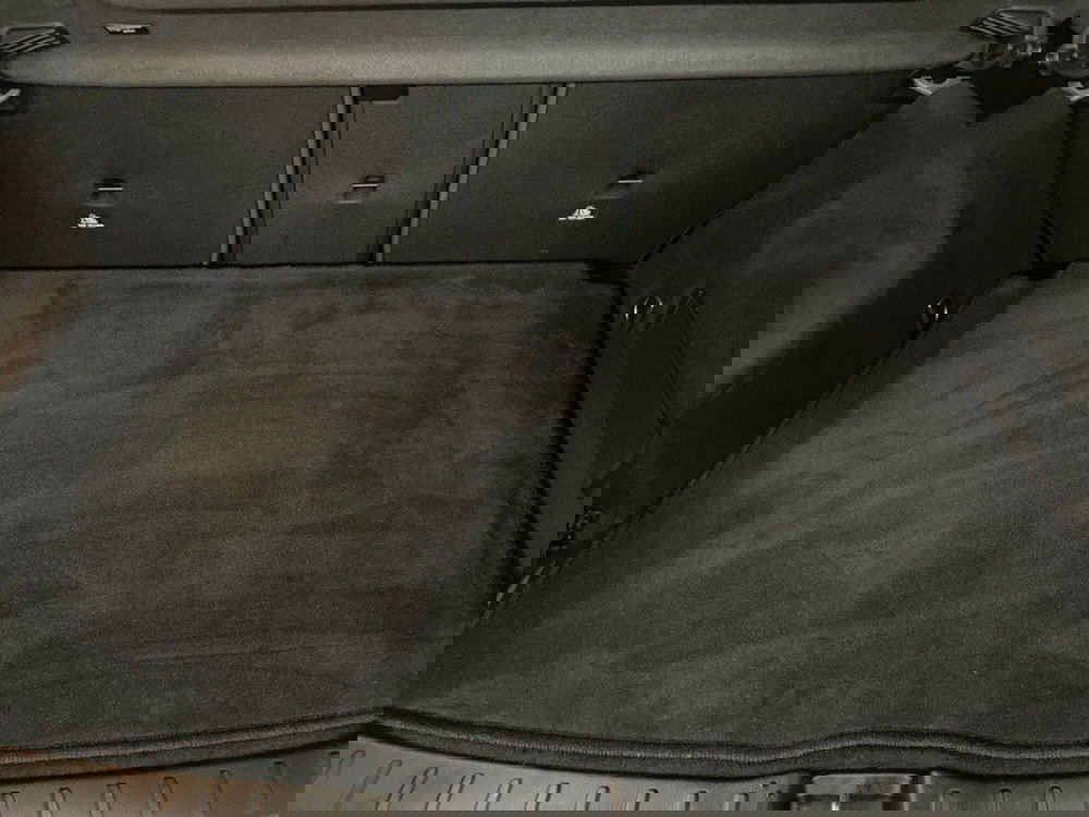 Mercedes-Benz GLA SUV usata a Macerata (7)