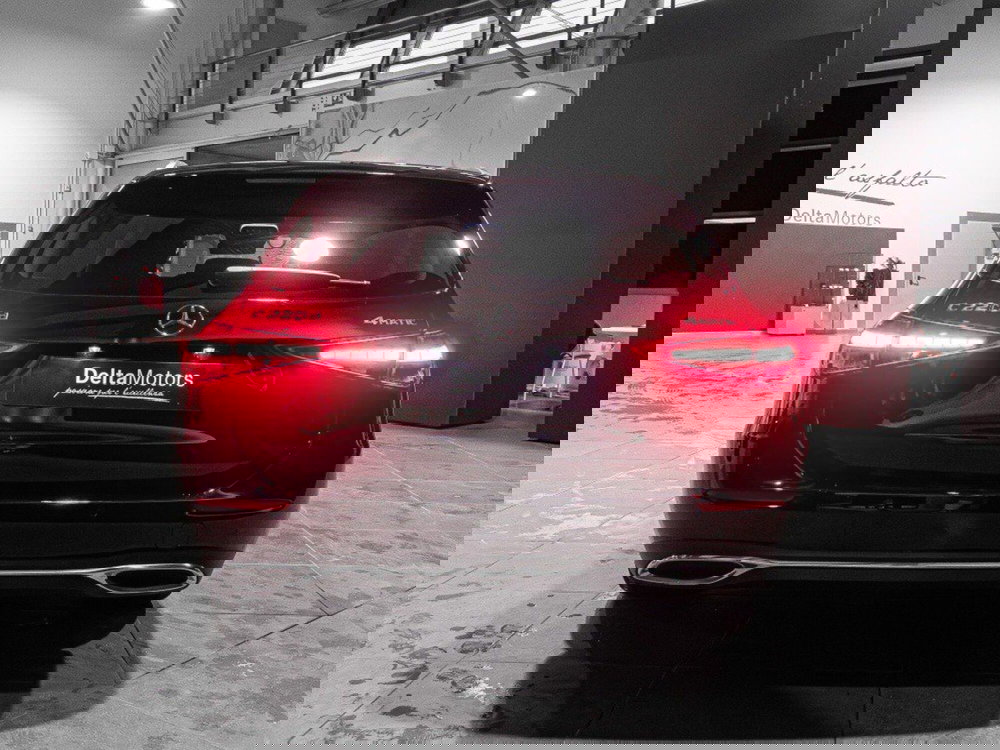 Mercedes-Benz Classe C Station Wagon nuova a Ancona (3)