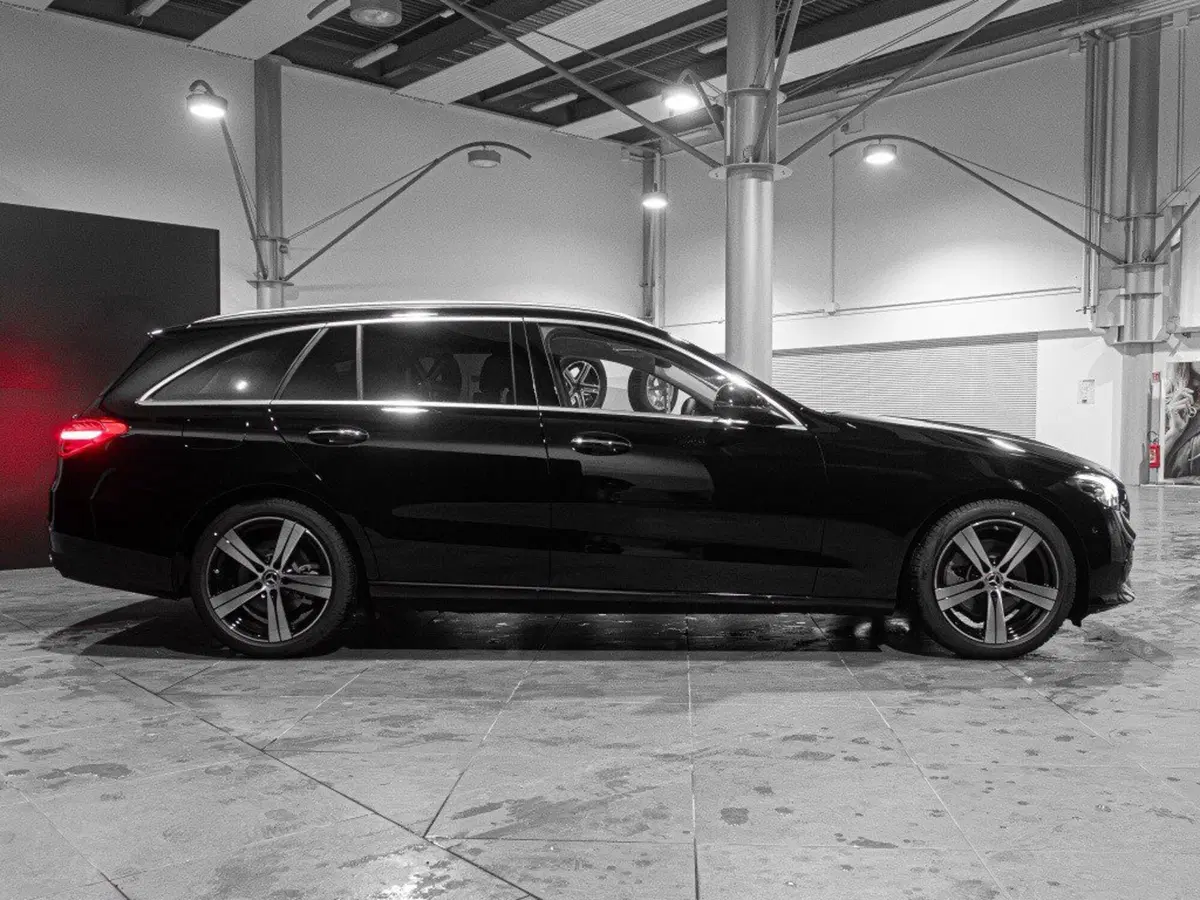 Mercedes-Benz Classe C Station Wagon nuova a Ancona (4)