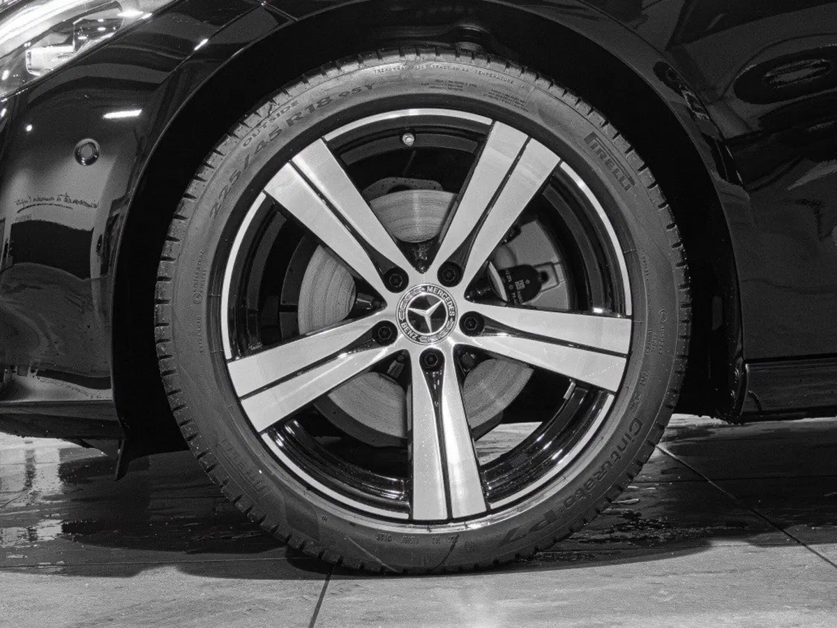 Mercedes-Benz Classe C Station Wagon nuova a Ancona (7)