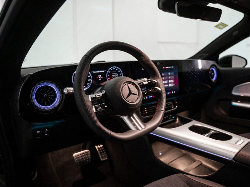 Mercedes-Benz CLA Shooting Brake nuova a Macerata (14)