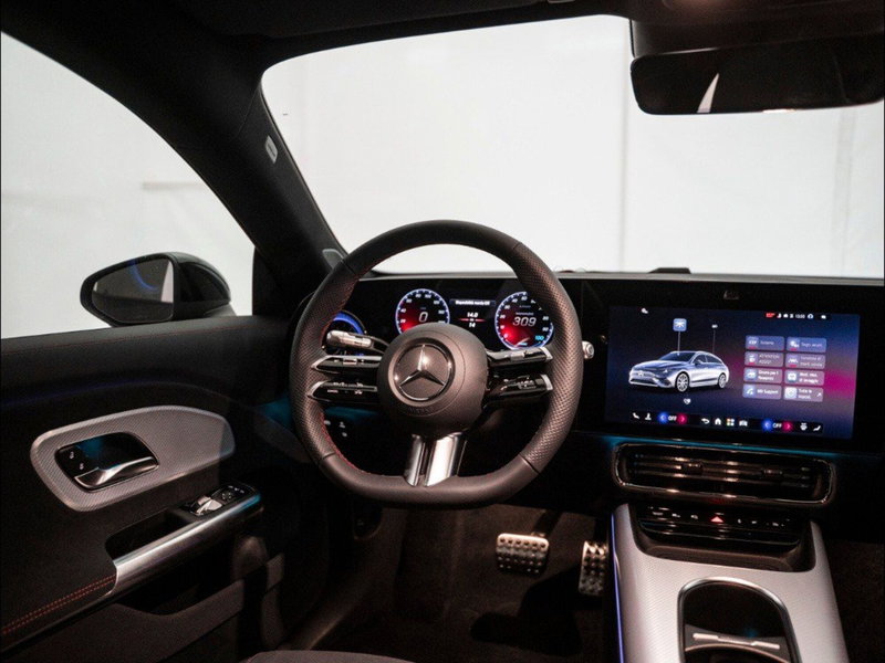 Mercedes-Benz CLA Shooting Brake nuova a Macerata (17)