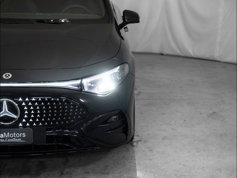 Mercedes-Benz CLA Shooting Brake nuova a Macerata (6)