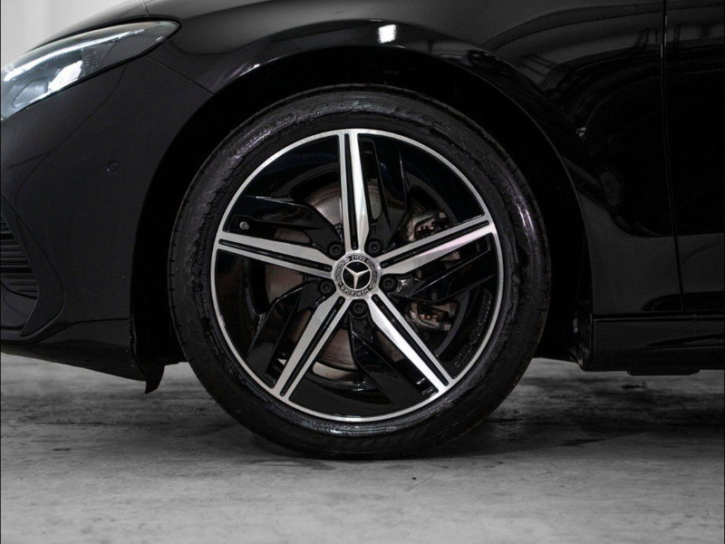 Mercedes-Benz CLA Shooting Brake nuova a Macerata (7)