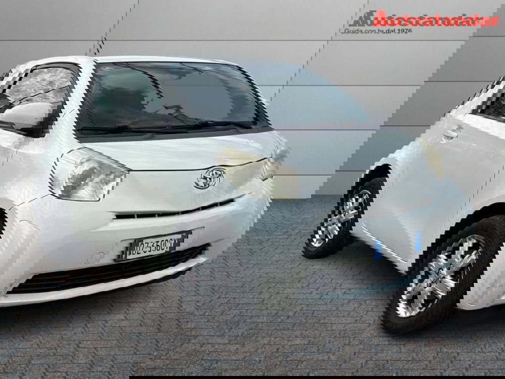 Toyota iQ usata a Torino (3)