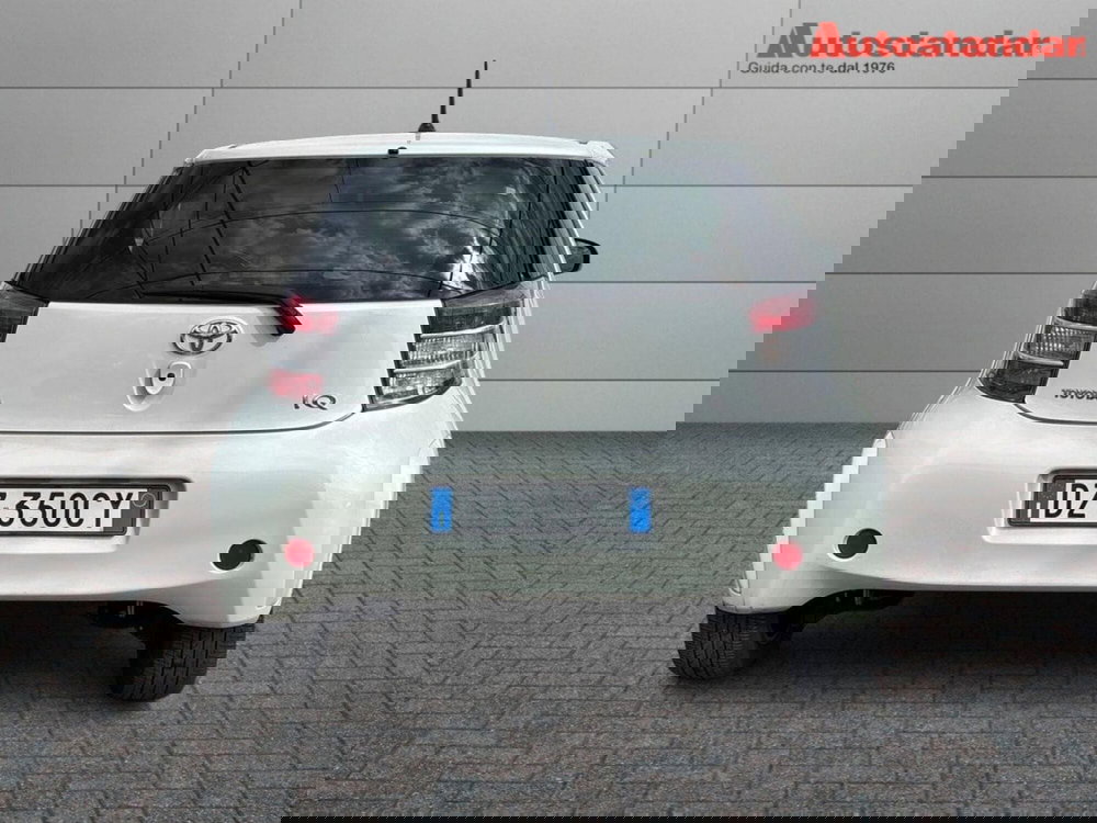 Toyota iQ usata a Torino (5)