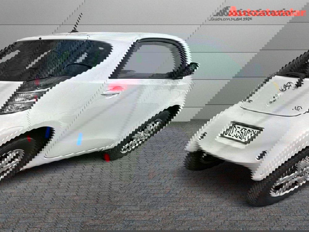 Toyota iQ usata a Torino (6)