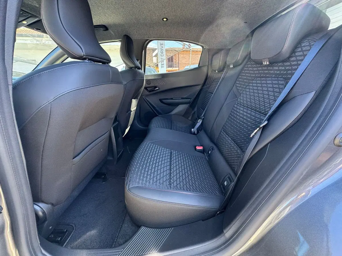 Renault Clio nuova a Pavia (9)