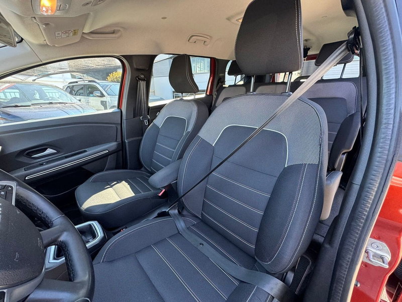 Dacia Jogger usata a Pavia (7)