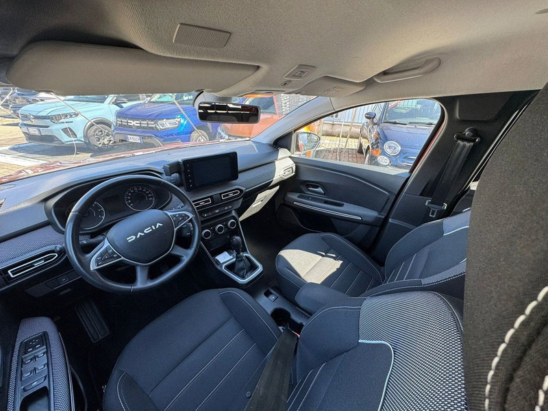 Dacia Jogger usata a Pavia (9)