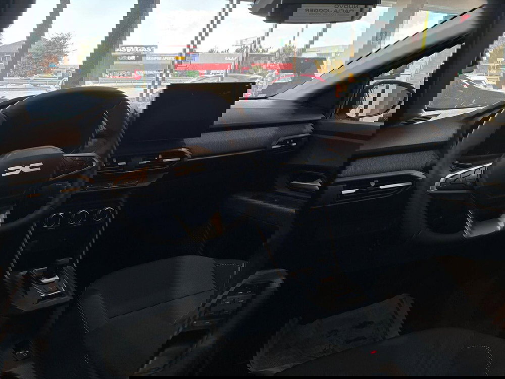 Dacia Jogger nuova a Vercelli (4)