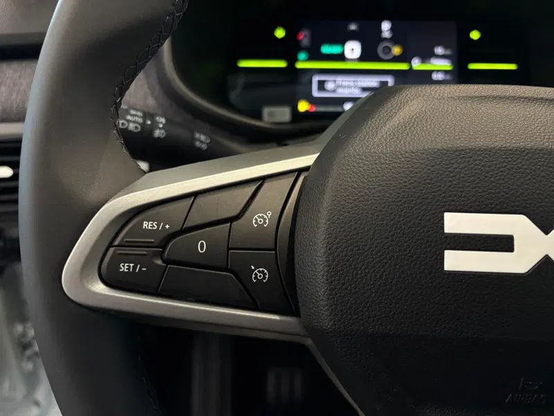 Dacia Jogger nuova a Vercelli (7)