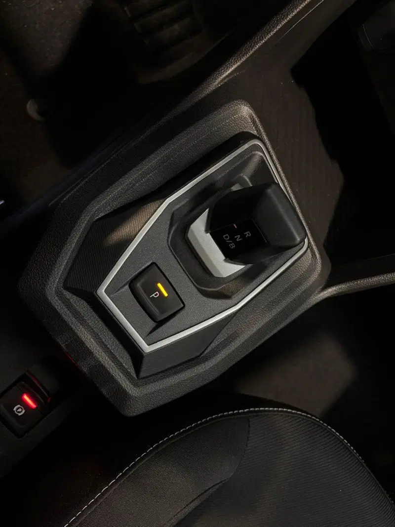 Dacia Jogger nuova a Vercelli (8)