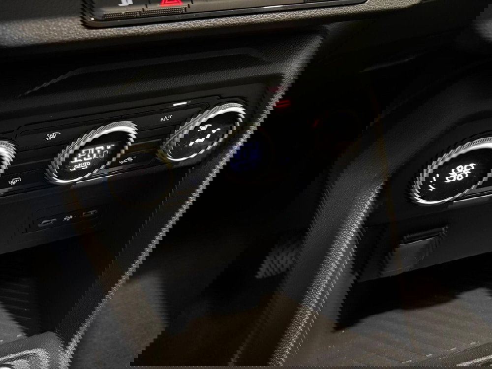 Dacia Jogger nuova a Vercelli (9)