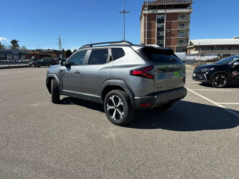 Dacia Duster nuova a Vercelli (10)