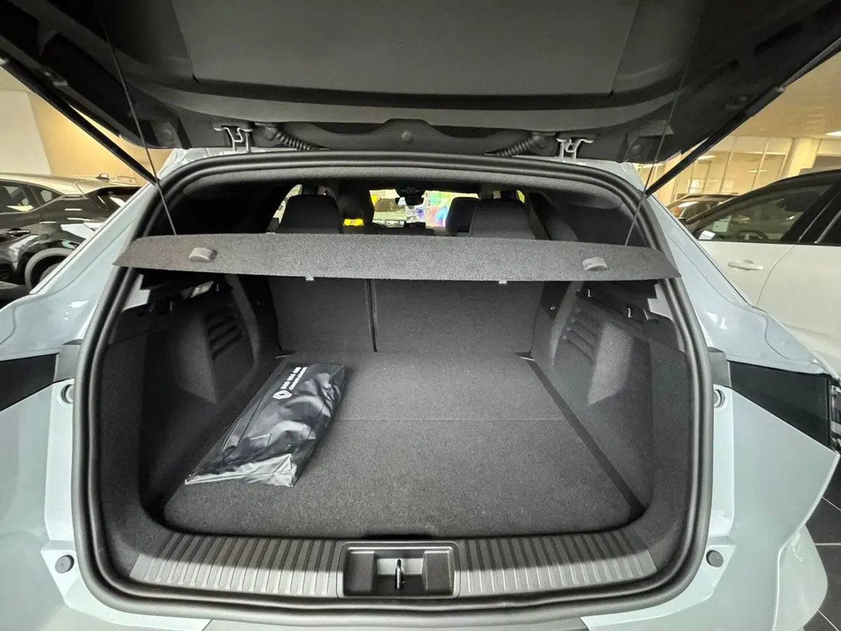 Renault Symbioz nuova a Pavia (10)