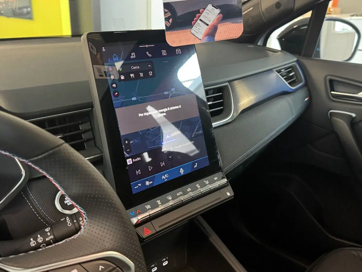 Renault Symbioz nuova a Pavia (11)