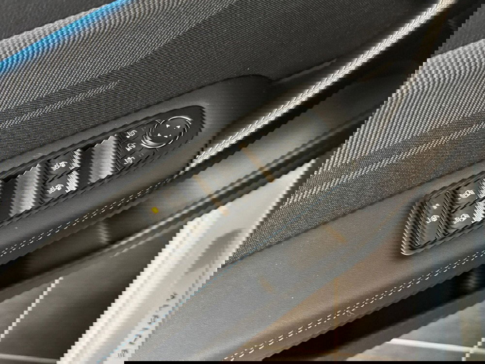 Renault Symbioz nuova a Pavia (8)