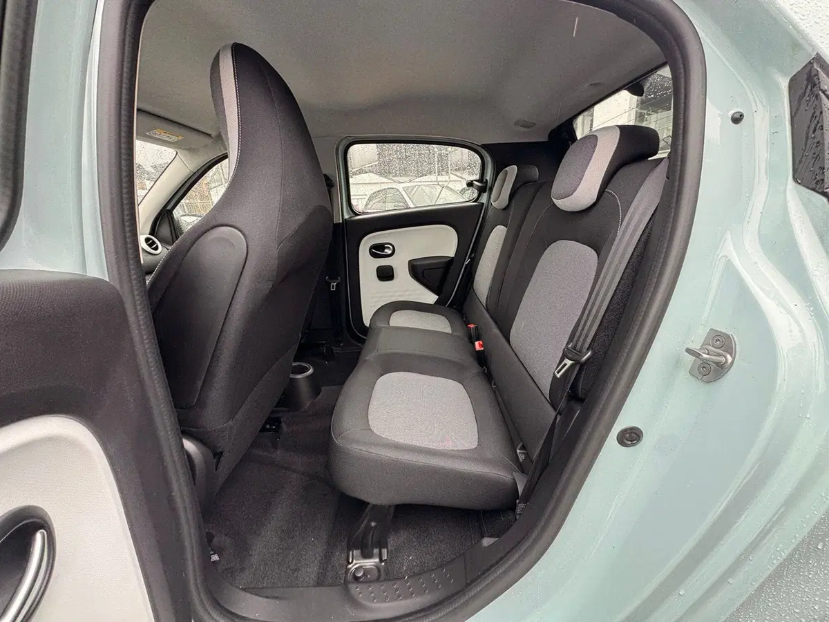 Renault Twingo nuova a Pavia (7)
