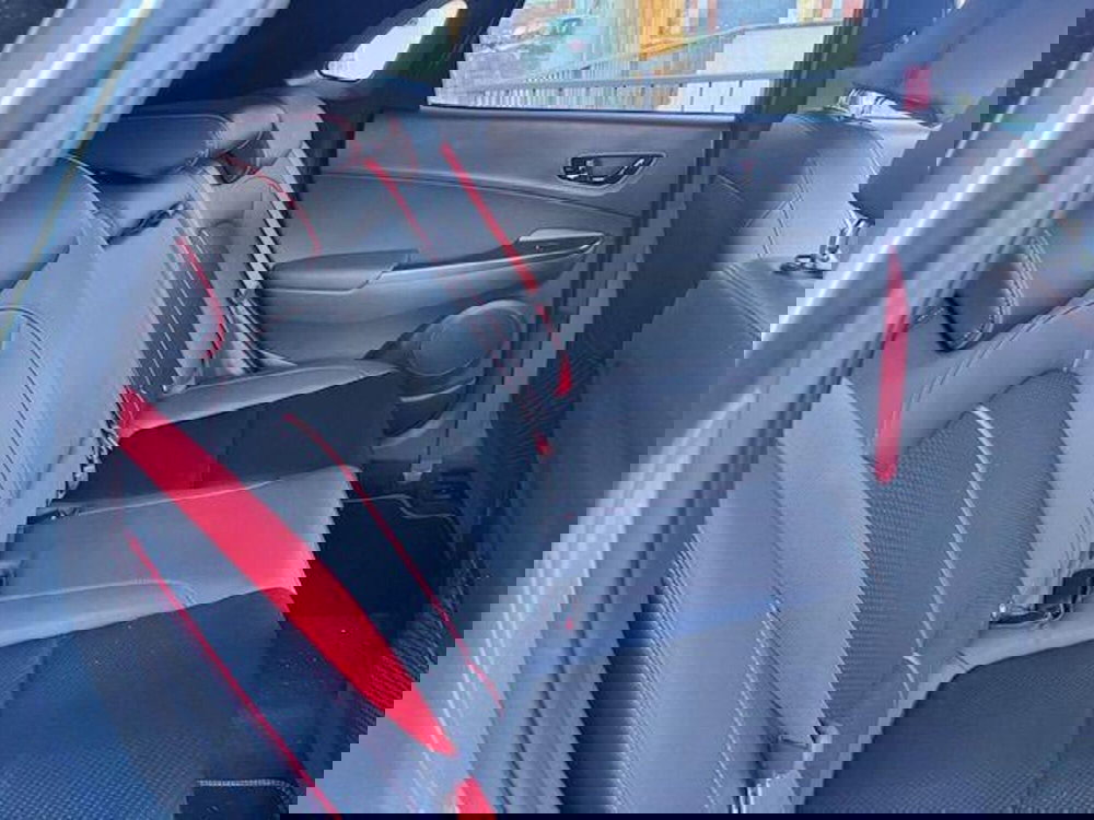 Hyundai Kona usata a Verbano Cusio Ossola (11)