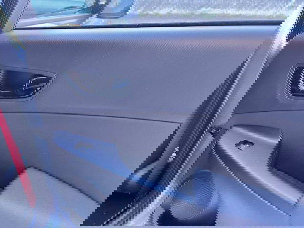 Hyundai Kona usata a Verbano Cusio Ossola (12)