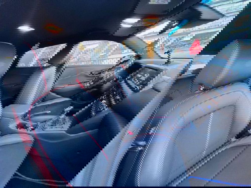 Hyundai Kona usata a Verbano Cusio Ossola (13)