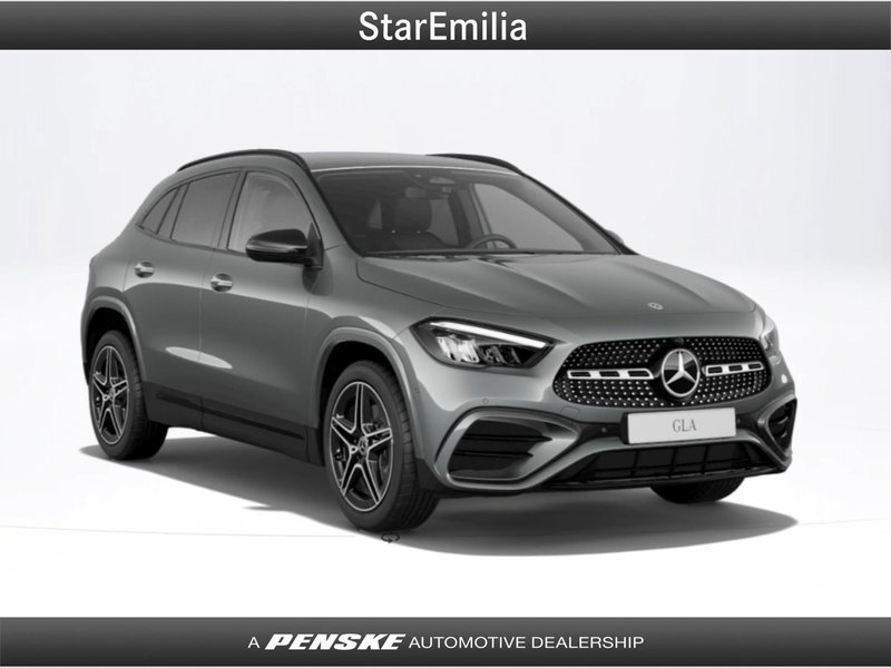 Mercedes-Benz GLA SUV nuova a Bologna