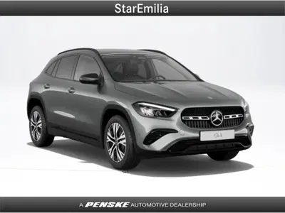 Mercedes-Benz GLA SUV 200 d Automatic Executive nuova a Casalecchio di Reno