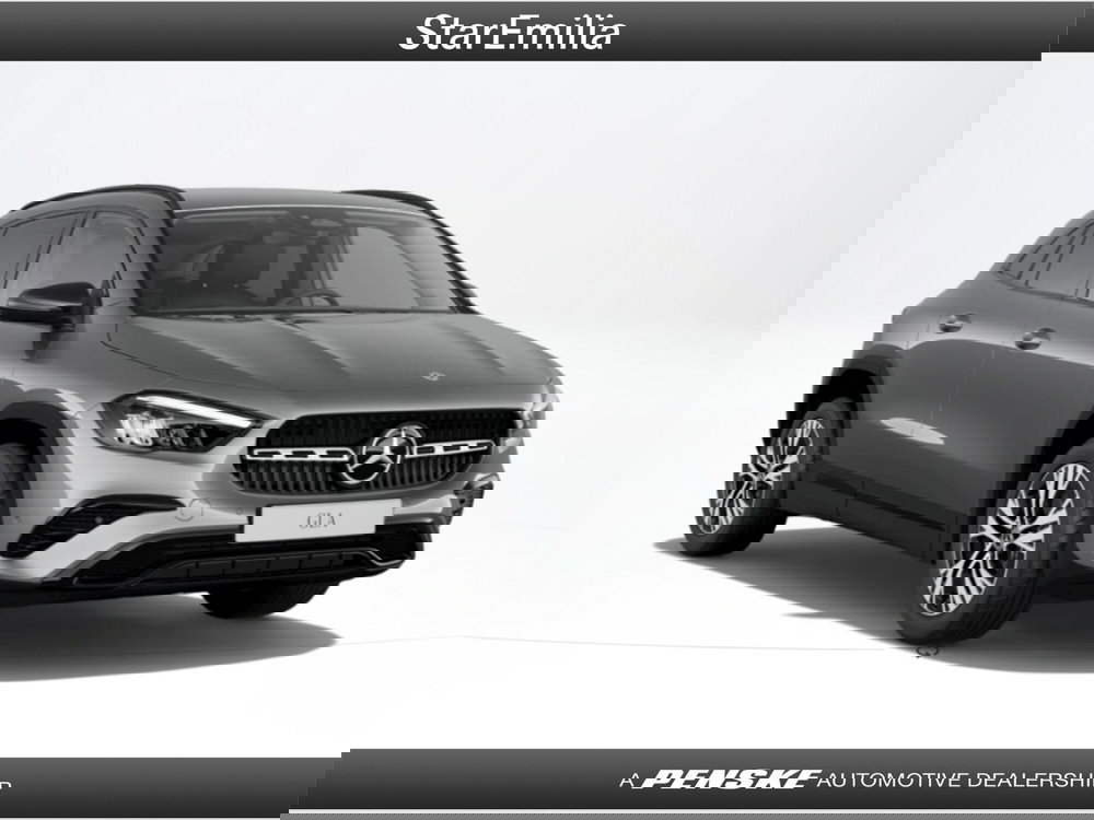 Mercedes-Benz GLA SUV nuova a Bologna