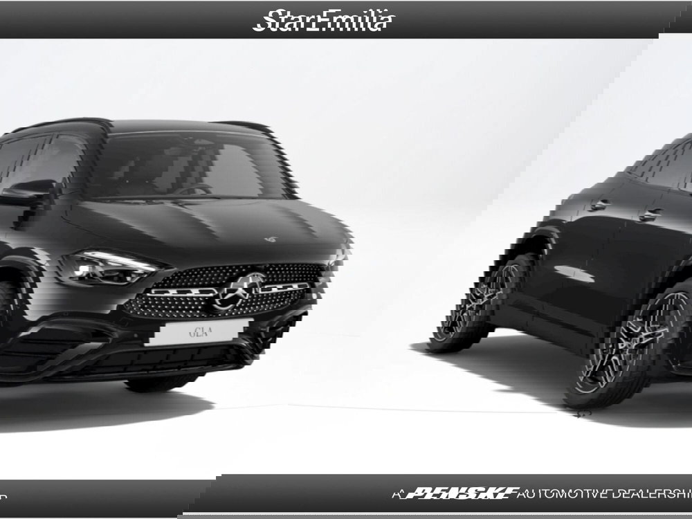 Mercedes-Benz GLA SUV nuova a Bologna